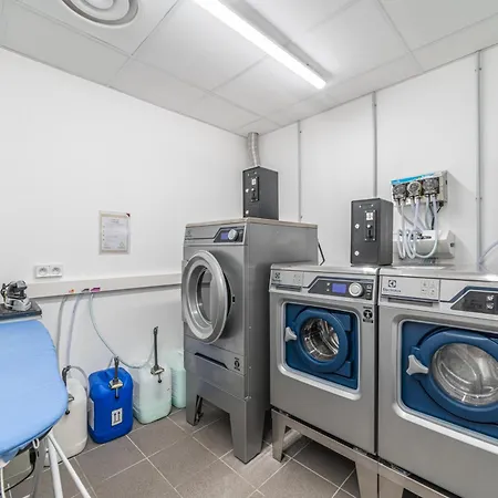 Break & Les Carmes Dechaux Apartmanhotel Clermont-Ferrand