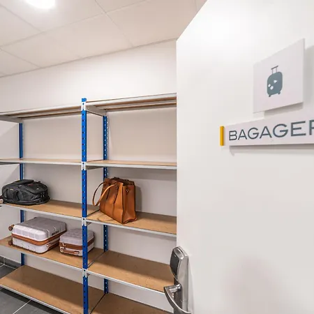 Break & - Les Carmes Dechaux 3*