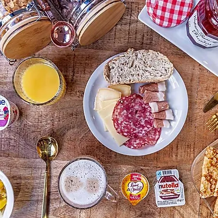 Break & - Les Carmes Dechaux Aparthotel
